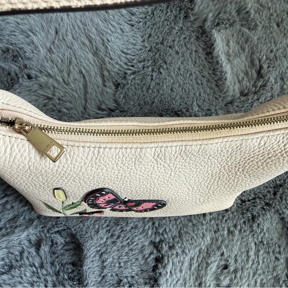Furla Cream Shoulder Bag with Pink Butterfly Motif - Picture 4 of 11